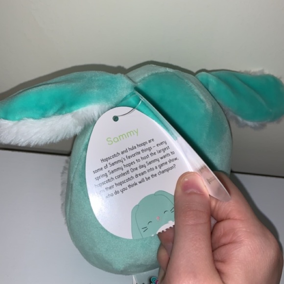 Sammy Squishmallow - Picture 2 of 2